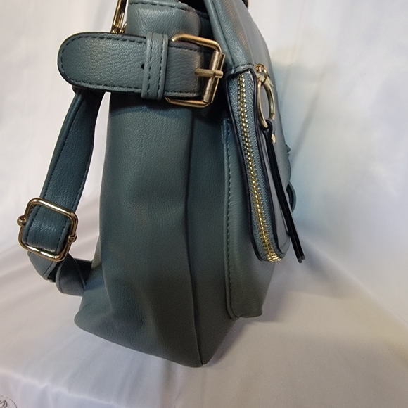 Elegant Blue Leather Shoulder Bag - Picture 4 of 6